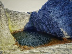Hitching Stone Hike