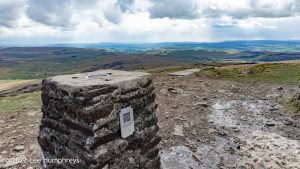 Pen-y-ghent & Plover Hill – Wild Camp #030