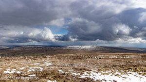 Pen-y-ghent & Plover Hill – Wild Camp #030